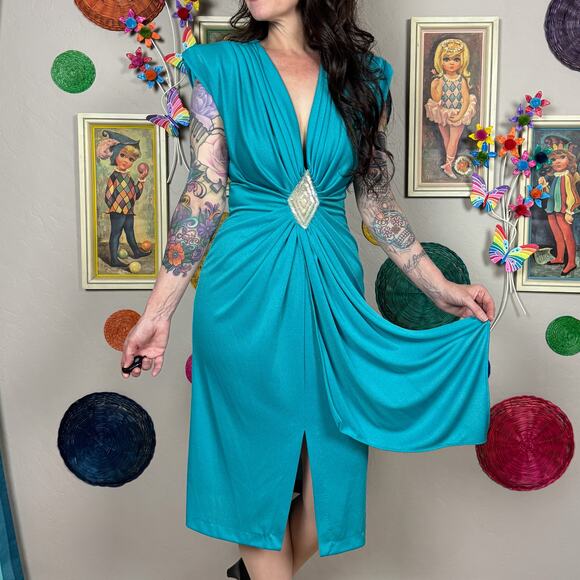 Vintage 1970s Teal Sleeveless Ruched Mini Cocktail Disco Dress - Picture 5 of 8